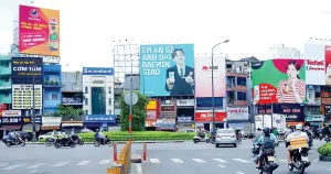 bien quang cao gom nhung loai nao