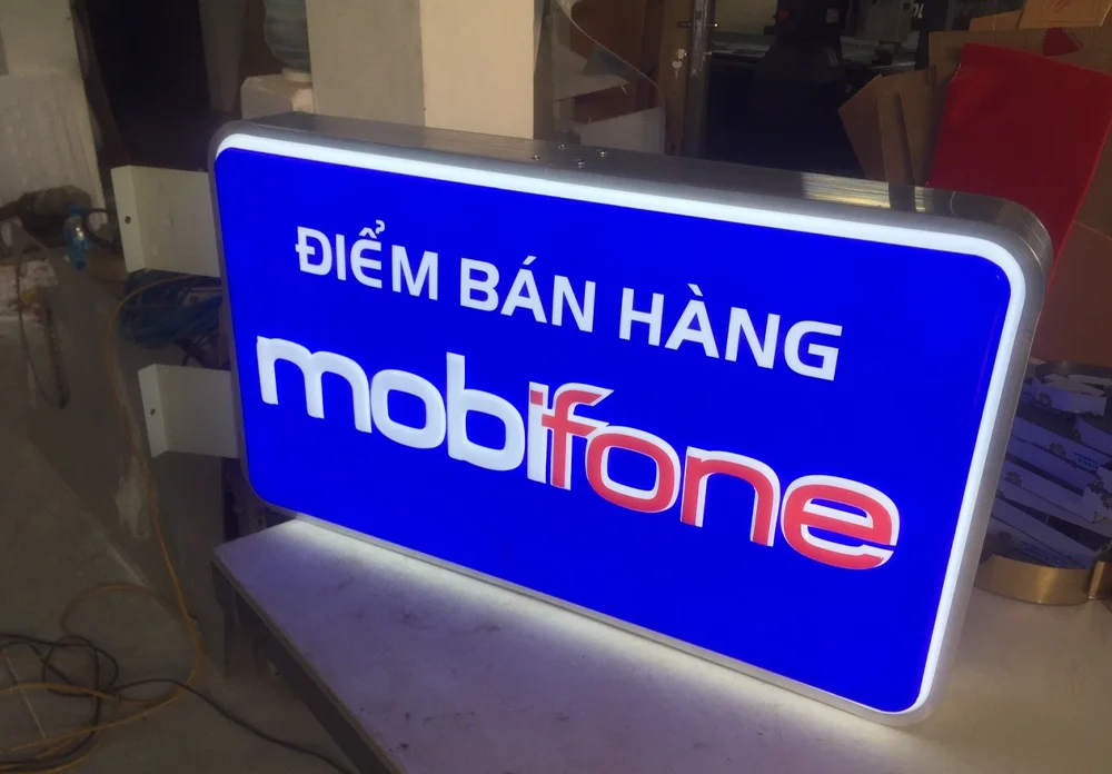 hop den mica hut noi