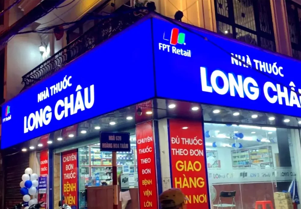 hop den quang cao long chau