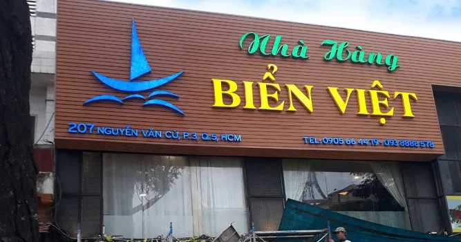 dich vu bang hieu hop den quang cao mat dung alu